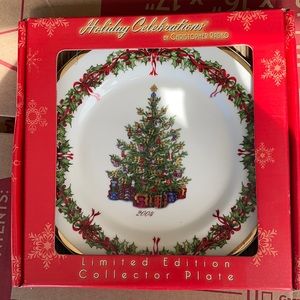 Limited edition Christopher Radko collector plate.